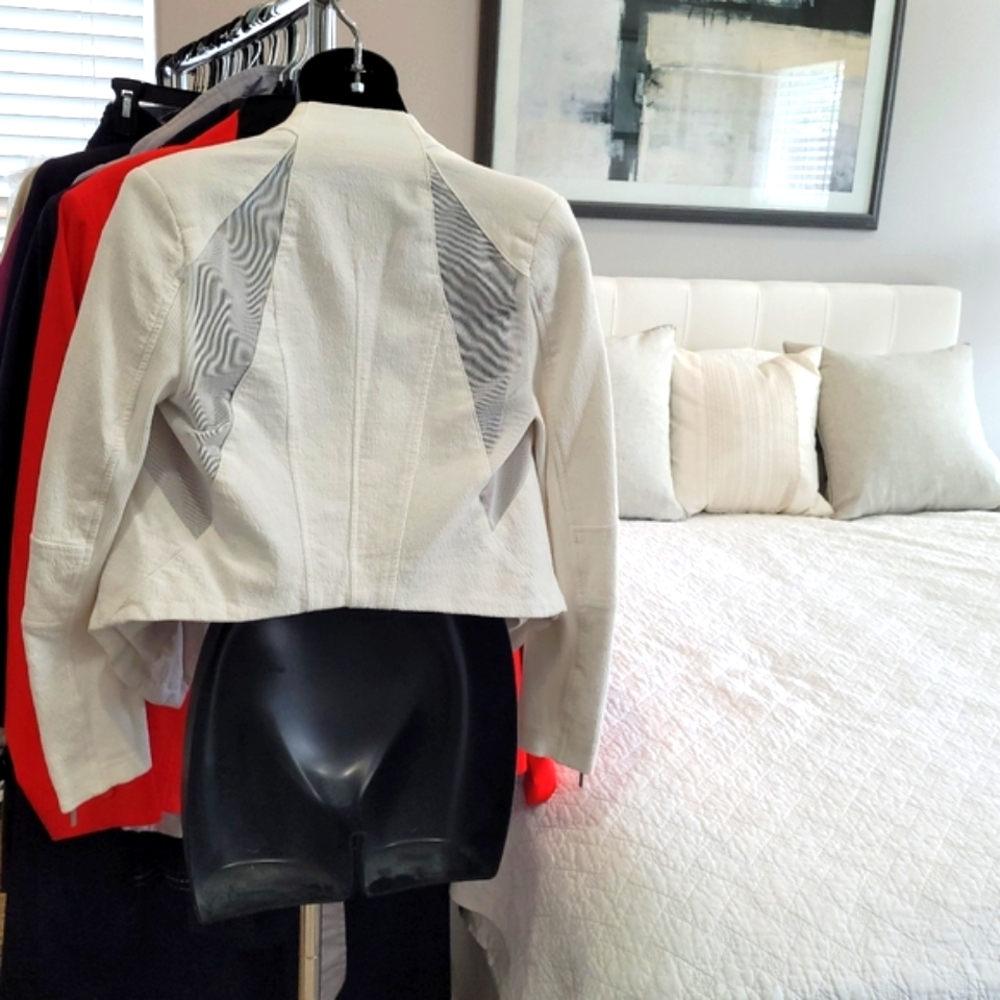 Blanknyc white cotton pointed moto jacket with sheer cutout panels size XS